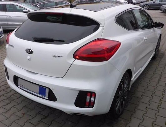 Left hand drive KIA PRO CEED 1.6 T-GDI GT-Track 1